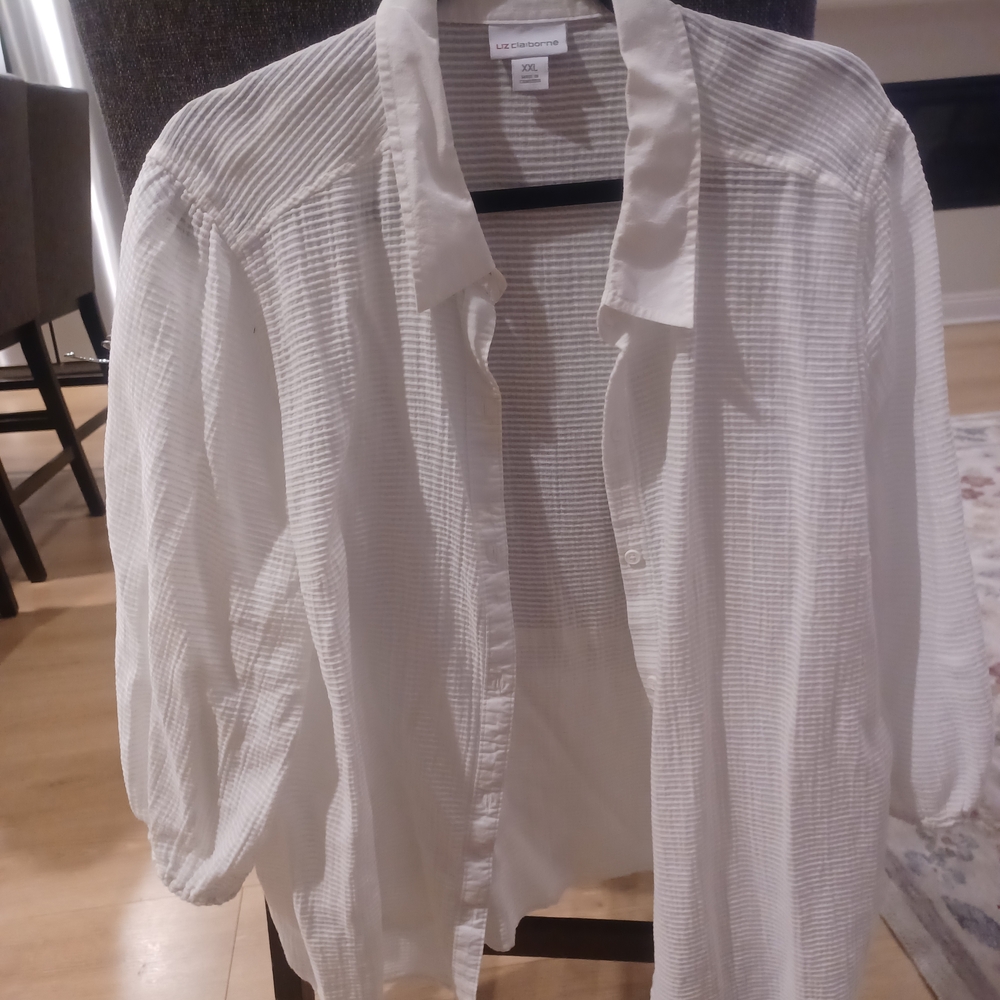 Liz Claiborne Textured White Shirt